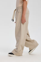 Cargar imagen en el visor de la galería, Trousers twill, beige