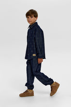 Cargar imagen en el visor de la galería, Embossed Denim Shirt