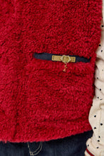 Cargar imagen en el visor de la galería, Denim Insert Faux Fur Vest