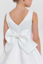 Cargar imagen en el visor de la galería, Rosette Underskirt Satin Dress