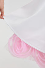 Cargar imagen en el visor de la galería, Rosette Underskirt Satin Dress