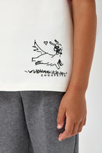 Cargar imagen en el visor de la galería, Contrast Neck T-Shirt