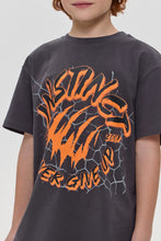 Cargar imagen en el visor de la galería, &quot;Never Give Up&quot; Printed T-Shirt