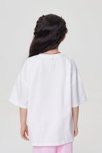 Load image into Gallery viewer, Oversize T-Shirt with Necklace