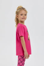 Cargar imagen en el visor de la galería, Cutie Bear T-Shirt
