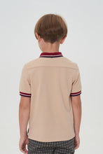 Load image into Gallery viewer, Contrast Collar Polo Shirt .