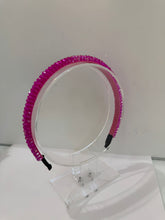 Cargar imagen en el visor de la galería, Diadema elegante con cuentas de color rosa fuerte