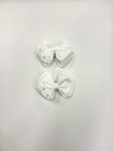 Flower Decors Bow Pins (2-Pack), White