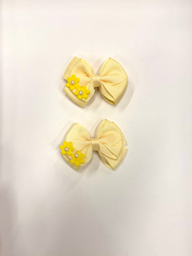 Flower Decors Bow Pins (2-Pack), Yellow