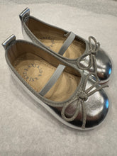 Load image into Gallery viewer, Metallic Strap Shoes, Silver