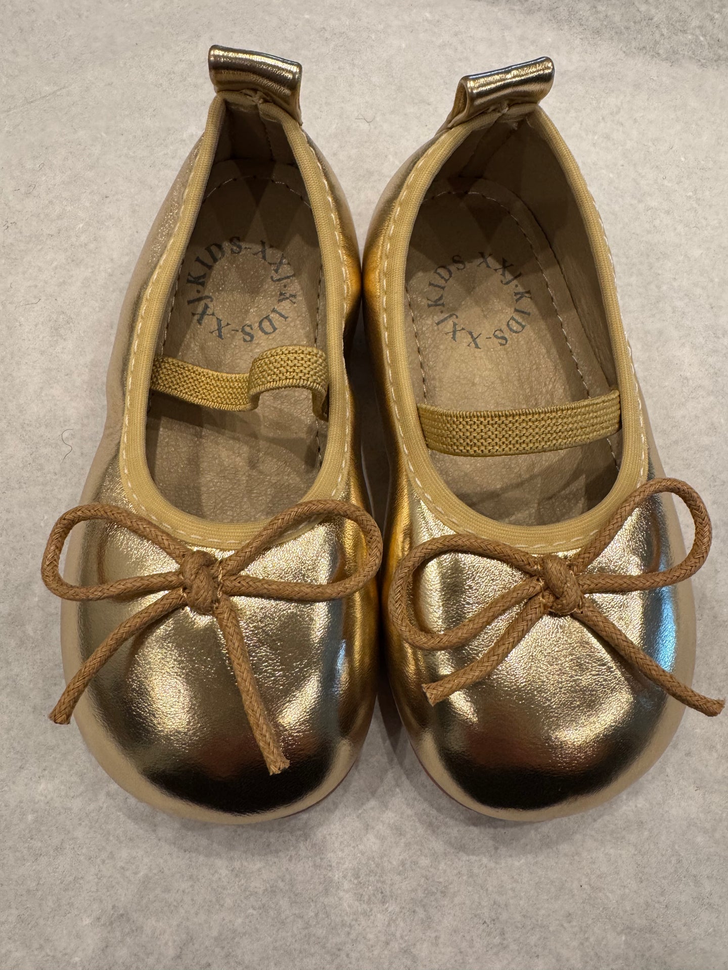 Metallic Strap Shoes, Gold