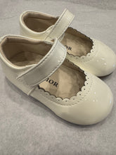 Load image into Gallery viewer, Mary Jane Flat Shoes, White