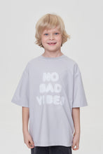 Cargar imagen en el visor de la galería, &quot;No Bad Vibes&quot; T-Shirt