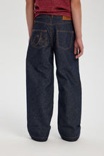 Cargar imagen en el visor de la galería, Contrast Stitched Denim Pants