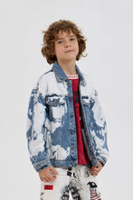Load image into Gallery viewer, Distressed Denim Jacket