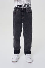 Load image into Gallery viewer, Straight Waist Denim Pants