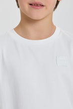 Cargar imagen en el visor de la galería, Logo Patch Classic T-Shirt