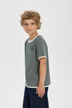 Load image into Gallery viewer, T-shirt for boys, grey