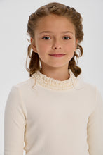 Cargar imagen en el visor de la galería, Lace Collar Turtleneck