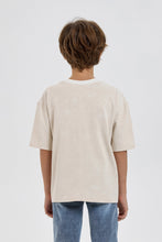 Cargar imagen en el visor de la galería, Oversize T-Shirt and Shorts Set