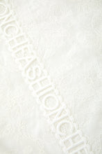 Load image into Gallery viewer, Elegant Cotton Blanket