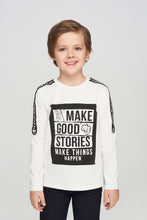 Cargar imagen en el visor de la galería, Camiseta &quot;Hacer buenas historias&quot;