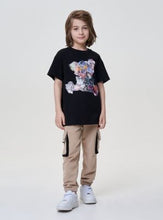 Load image into Gallery viewer, Bear Appliqué T-Shirt