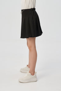 Pleated Skirt with Chain